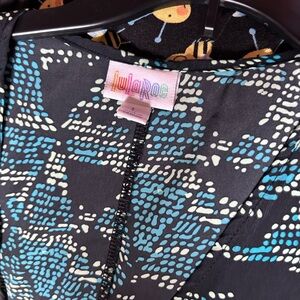 LuLaRoe Black and Teal Geometric Lindsay kimono coverup